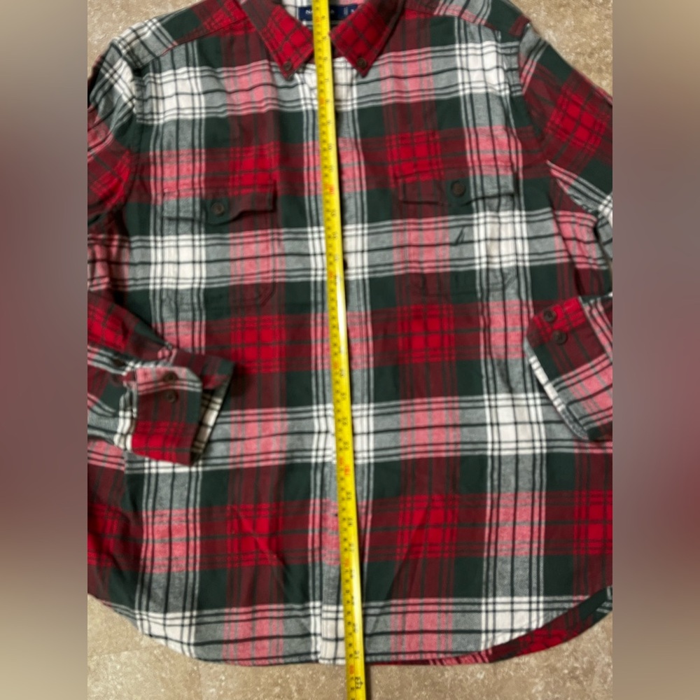 Nautica Men's Classic Red and Green Plaid Flannel Shirt - Picture 5 of 8